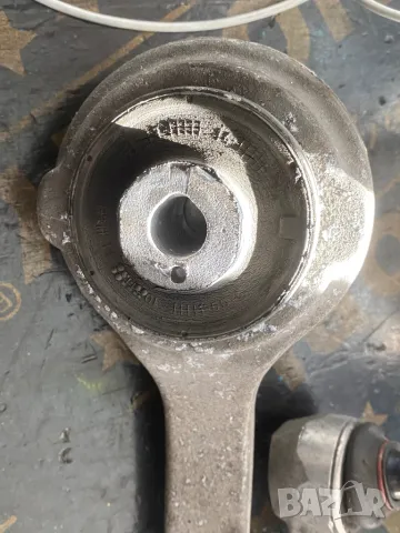 оригинални мерцедес носачи мерцедес w203 w204 предни алуминиеви , снимка 6 - Части - 47701971