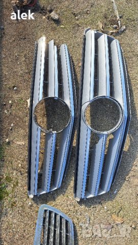 w204 2 бр решетки забележки 50 лв , снимка 2 - Части - 44394178