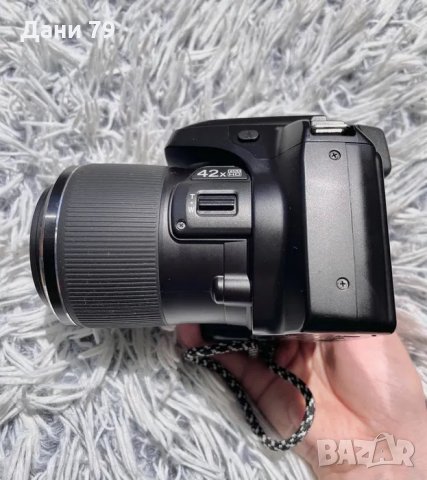 Дигитален фотоапарат Fujifilm FinePix S8300, 16.2MP, Черен, снимка 4 - Фотоапарати - 35279262