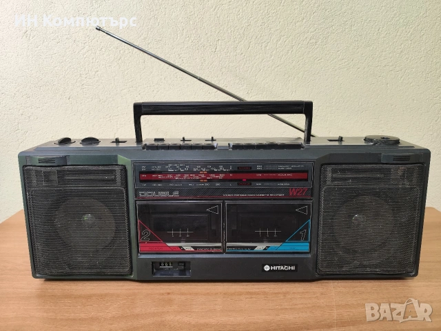 Продавам радиокасетофон Hitachi TRK-W27E