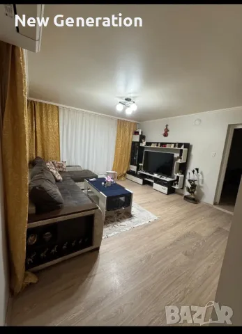 Собственик Продава Къща с 290кв.м.ЗП -9 стаи,двор 1040кв.м- с.Чернолик, снимка 14 - Къщи - 49018168