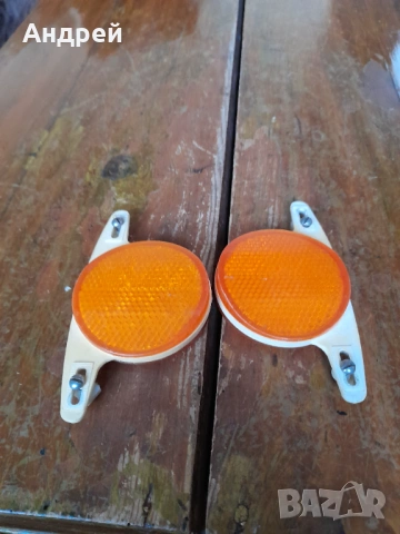 Стари светлоотразители за спици, снимка 2 - Други ценни предмети - 53010502