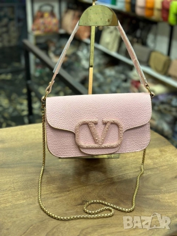 чанти valentino garavani , снимка 10 - Чанти - 51435485