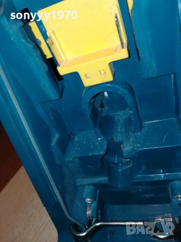 MAKITA RADIO 0202230920, снимка 11 - Радиокасетофони, транзистори - 39523894