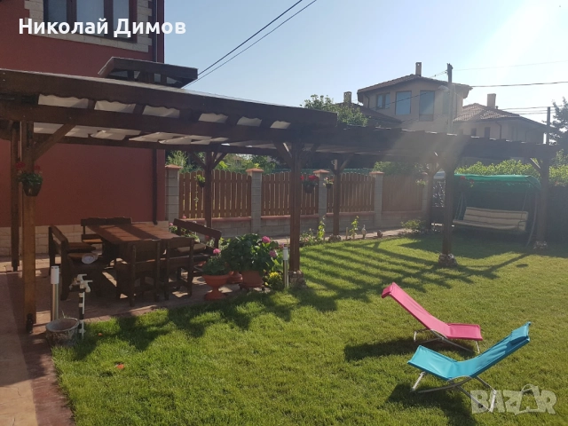 дървена пергола