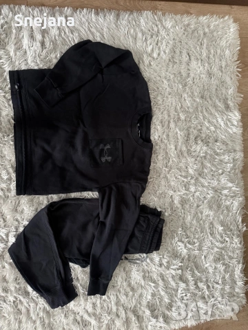 Екип Under armour за 17€ от 190€, снимка 2 - Спортни екипи - 49206704
