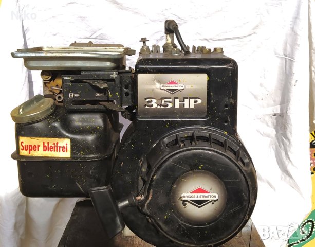 Четиритактов бензинов двигател Briggs &Stratton  3,5ps, снимка 1 - Други машини и части - 44209383