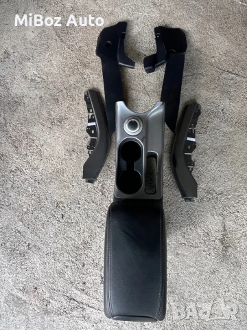 Подлакътник централна конзола Мицубиши Аутлендър 2 Mitsubishi Outlander (2006-2012)
