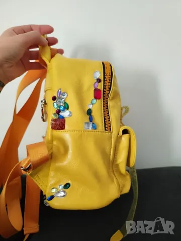 Nobo жълта дамска раница 