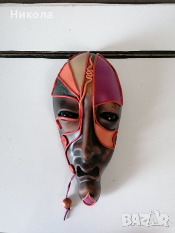 Керамична догонска маска