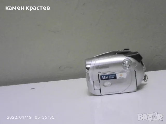 видео камера canon работи отли4но 