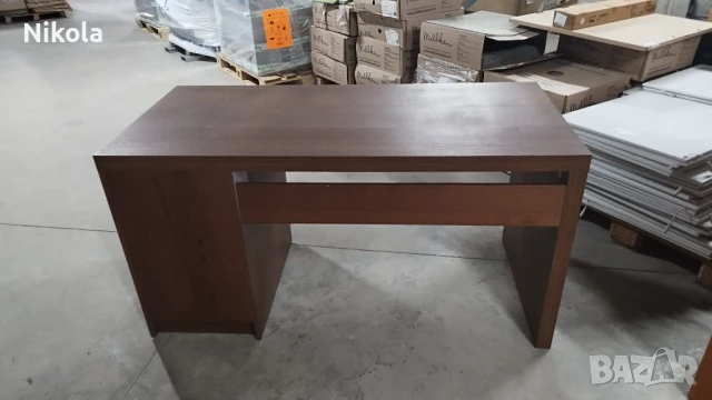 Бюро за офиса или за вкъщи 140/65/73см цвят кафяв - махагон с вградено шкафче, снимка 5 - Бюра - 51230366