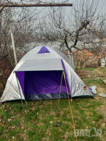 Четириместна двуслойна палатка 