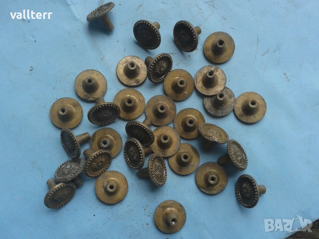 слот светещ от казино на 220 волта.медальони,закачалки,телефони-ретро, снимка 11 - Колиета, медальони, синджири - 52353404