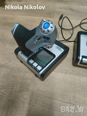Джойстик за летене Logitech Saitek X52 и педали за летене Thrustmaster, снимка 3 - Джойстици и геймпадове - 54139521