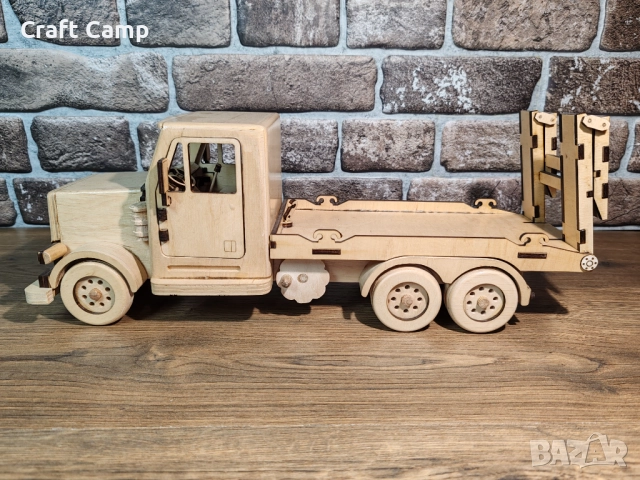 Дървен модел на камион за пътна помощ – Craft Camp, снимка 10 - Коли, камиони, мотори, писти - 52736506