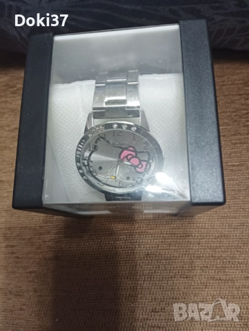 Нов детски часовник Hello Kitty , снимка 2 - Детски - 52910538
