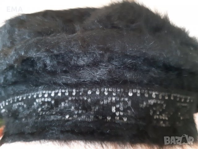 Красива черна барета с ръкавици мъхести НОВ комплект- Есен/Зима, снимка 3 - Шапки - 34256630