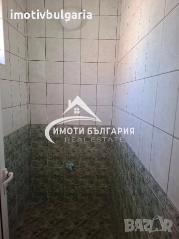 Къща на един етаж в с. Кърнаре, общ. Карлово, снимка 8 - Къщи - 52153828