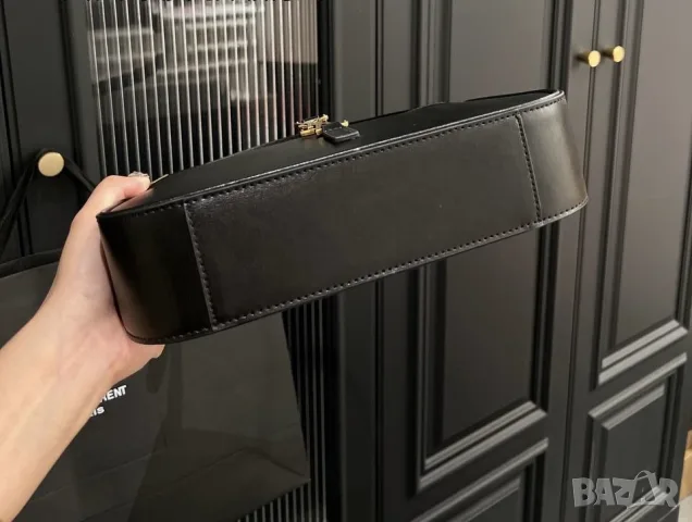 Saint Laurent Le 5 À 7 Hobo Bag – Black, снимка 8 - Чанти - 56467777