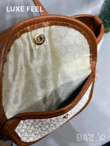 Michael Kors ✨Дамски Чанти , снимка 13 - Чанти - 56349217