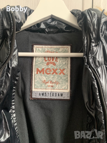 Зимно яке MEXX 9-10 години, снимка 3 - Детски якета и елеци - 44714504