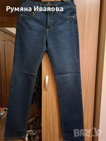 Дънки марка В, снимка 2 - Дънки - 50223622