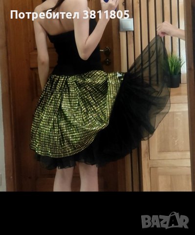 Ефектна къса рокля размер  S, снимка 4 - Рокли - 42248025