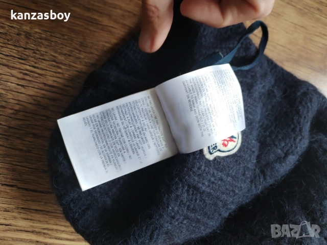 moncler pom pom blue beanie - страхотна дамска шапка , снимка 10 - Шапки - 52887370