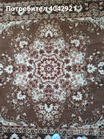 Мокетен килим, снимка 3 - Мокети - 50739233