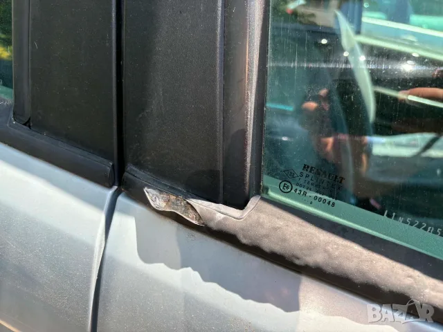 Renault Scenic 1.6 Бензин (без газ), снимка 16 - Автомобили и джипове - 55728372