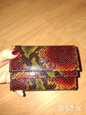 Дамско НОВО портмоне , снимка 4 - Портфейли, портмонета - 53035942