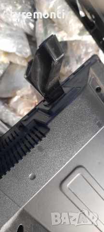 оригинална стойка за телевизор BLAUPUNKT модел BB32E148B, снимка 5 - Части и Платки - 36399006