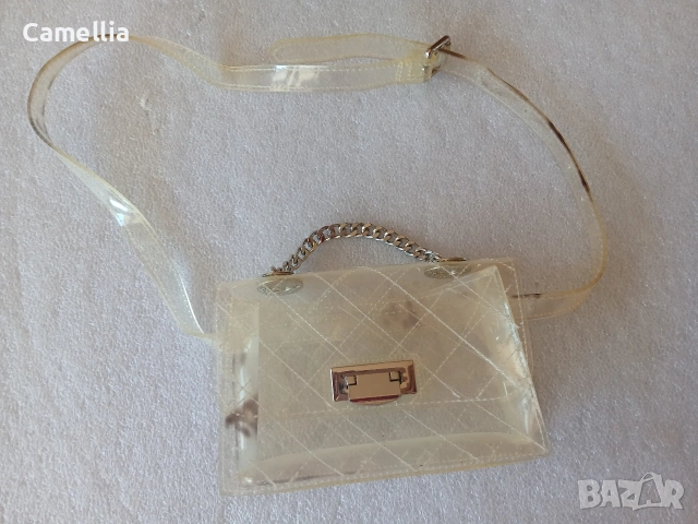 ZARA Прозрачна чантичка с колан