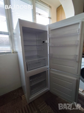 Хладилник Indesit , снимка 2 - Хладилници - 54170700