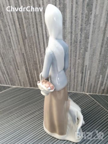 TENGRA статуетка 39см/ТЕНГРА испанска порцеланова фигура на жена с куче и чанта, снимка 4 - Статуетки - 52967848