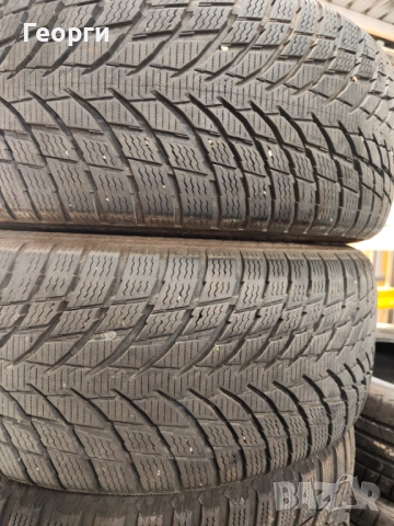 2бр.зимни гуми 215/55/17 Nokian, снимка 6 - Гуми и джанти - 52242478