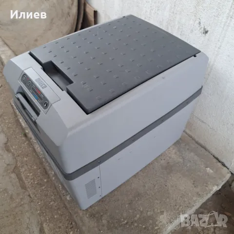 Хладилна чанта DOMETIC , снимка 2 - Хладилни чанти - 50094603