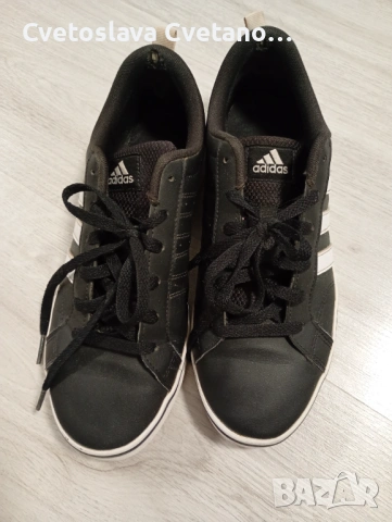 Маратонки Adidas , снимка 3 - Маратонки - 54009044