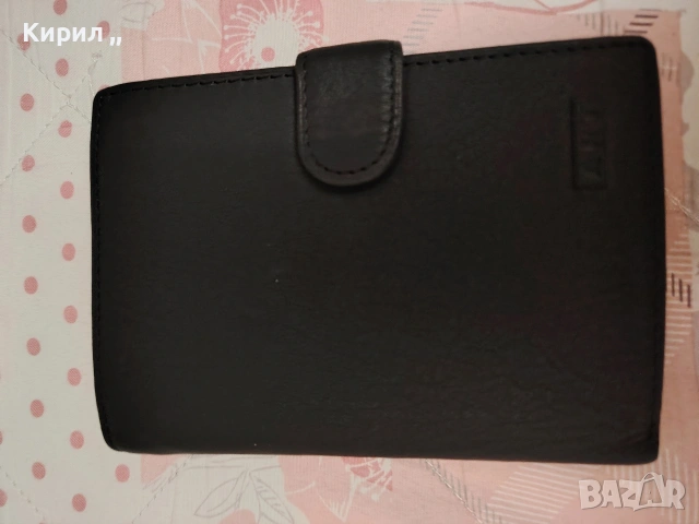 портофел на фирма АРТ, снимка 2 - Портфейли, портмонета - 53254050