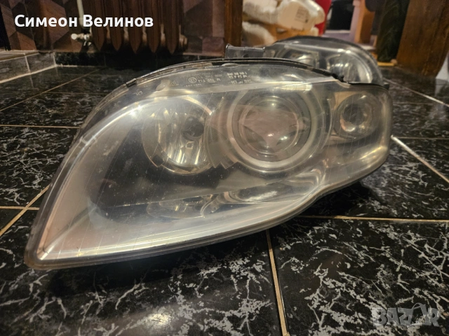 Продавам фарове би ксенон ауди а4 б7 , снимка 2 - Аксесоари и консумативи - 53268420