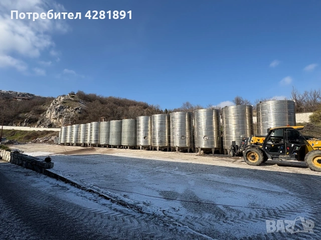 Съдове от неръждаема стомана (16000 литра -12 бр/25 000 литра 12 бр / 50 000 литра 2 броя/ и още 