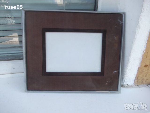 Рамка дървена за снимка нова