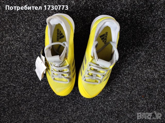 Маратонки Adidas , снимка 3 - Дамски ежедневни обувки - 40562824