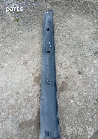 Лайсна Предна Дясна Врата VW Пасат 3 - 357853516, снимка 4 - Части - 54046032