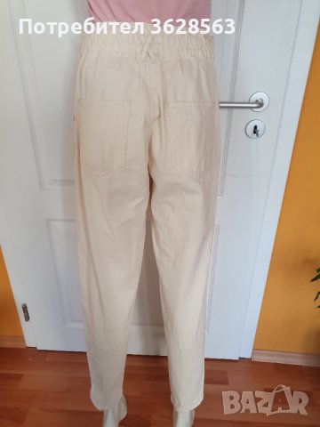 Бели дамски дънки STRADIVARIUS, снимка 2 - Дънки - 42882525