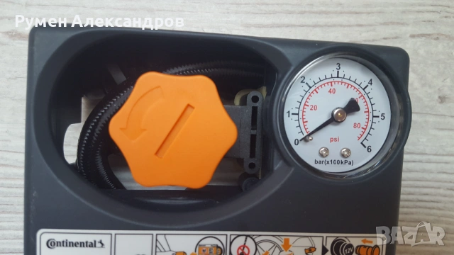 Нов оригинален компресор за гуми Continental 12V-10A-120W , снимка 3 - Аксесоари и консумативи - 53292839