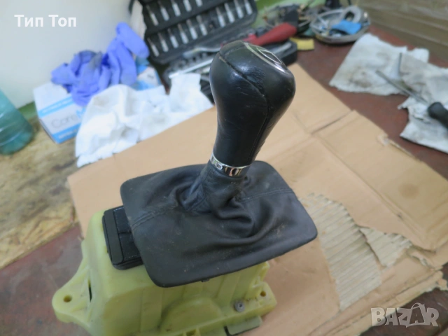 Избирач за Mercedes-Benz W204, снимка 2 - Части - 53903210