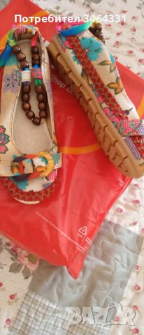 Обувки, снимка 2 - Дамски ежедневни обувки - 37838021