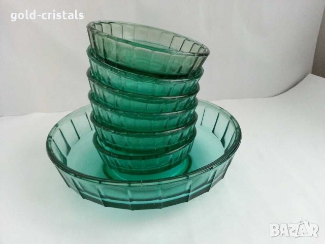 Стъклени купа и купички цветно зелено стъкло